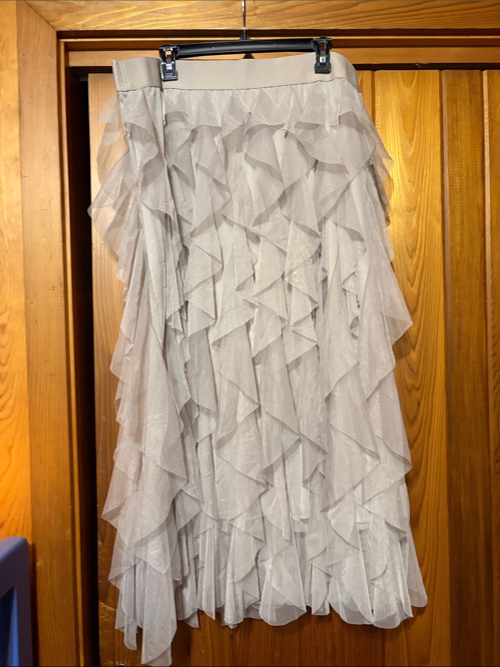 Pretty ruffle skirt! Size 18/20 W. New!